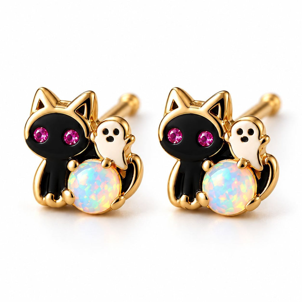 Boucles d'oreilles Chat Fantôme Opale dorées, la paire sur fond blanc