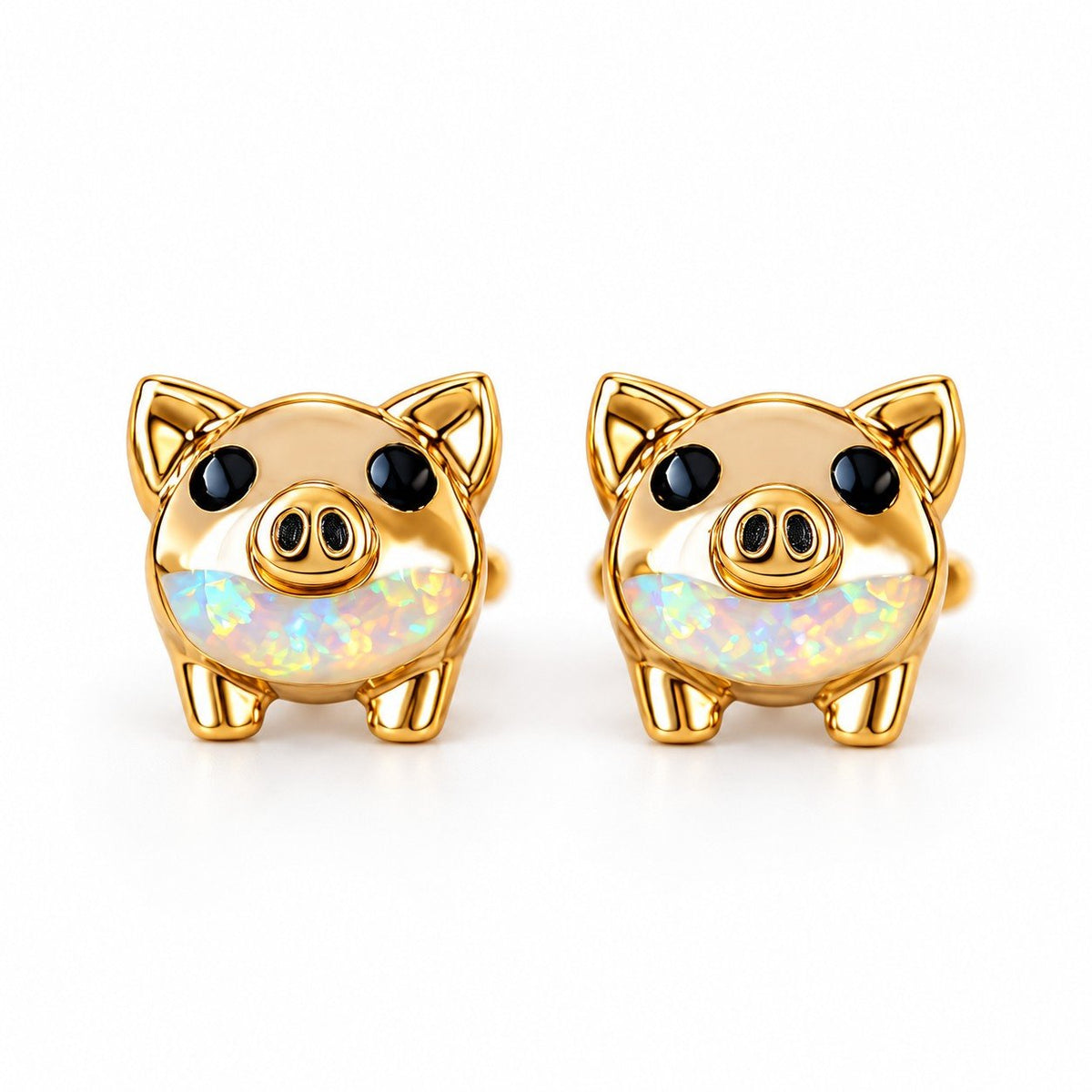 Boucles d'oreilles Cochon Opale dorées, la paire sur fond blanc