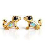 Boucles d'oreilles Gecko Opale dorées, la paire sur fond blanc