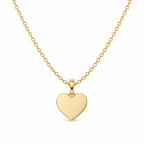 Collier Cœur Personnalisé doré, pendentif et chaîne sur fond blanc